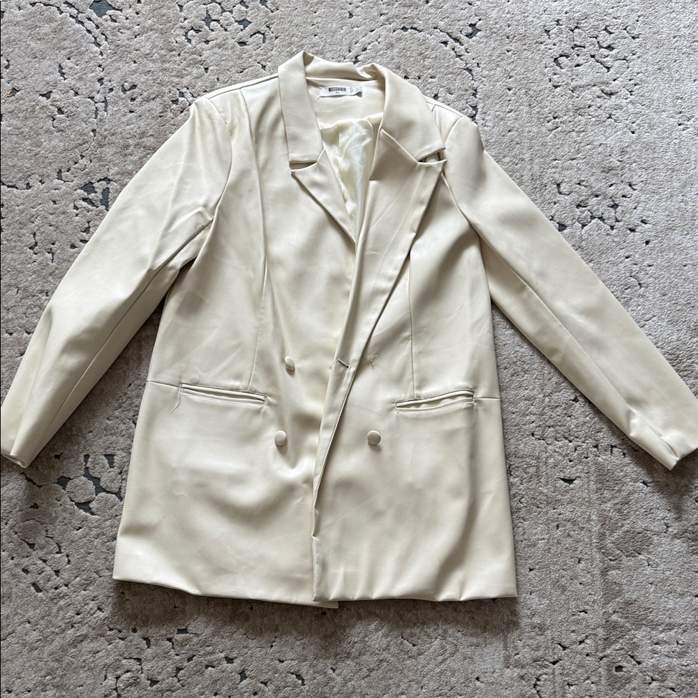 Missguided TALL Womans Cream Double-Breasted Women's Blazer